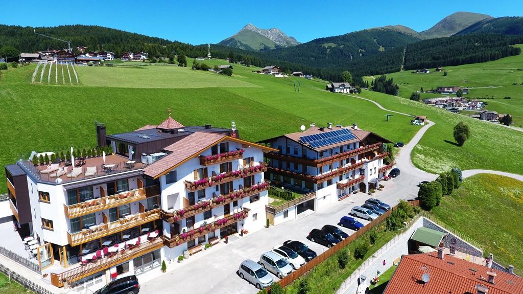 Hotel Kristall Maranza Esterno foto